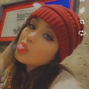 Meet your Posher, Alexia